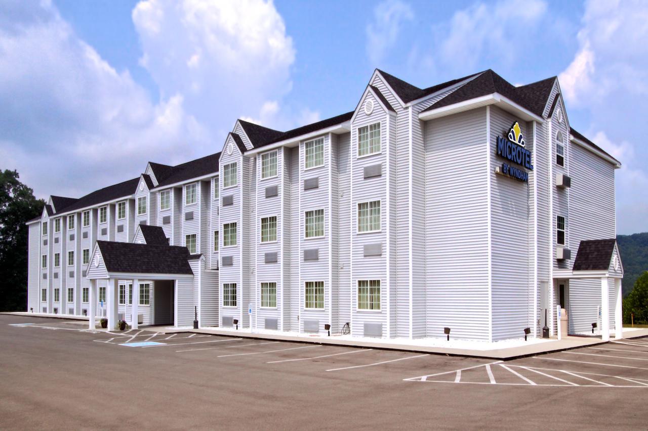 Microtel Inn And Suites Gassaway Exterior photo